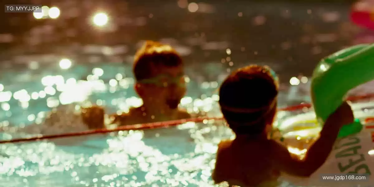 🎮用潮流诠释热爱，周边产品让运动精神融入生活！